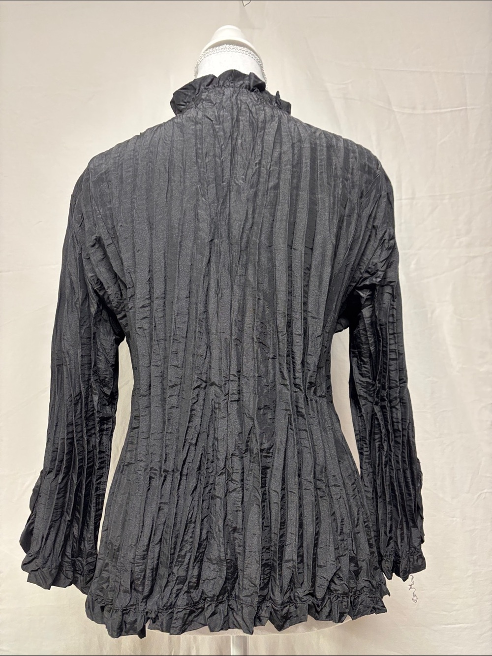 Women's Black Ruffled Button-Front Blouse - Picture 3 of 7